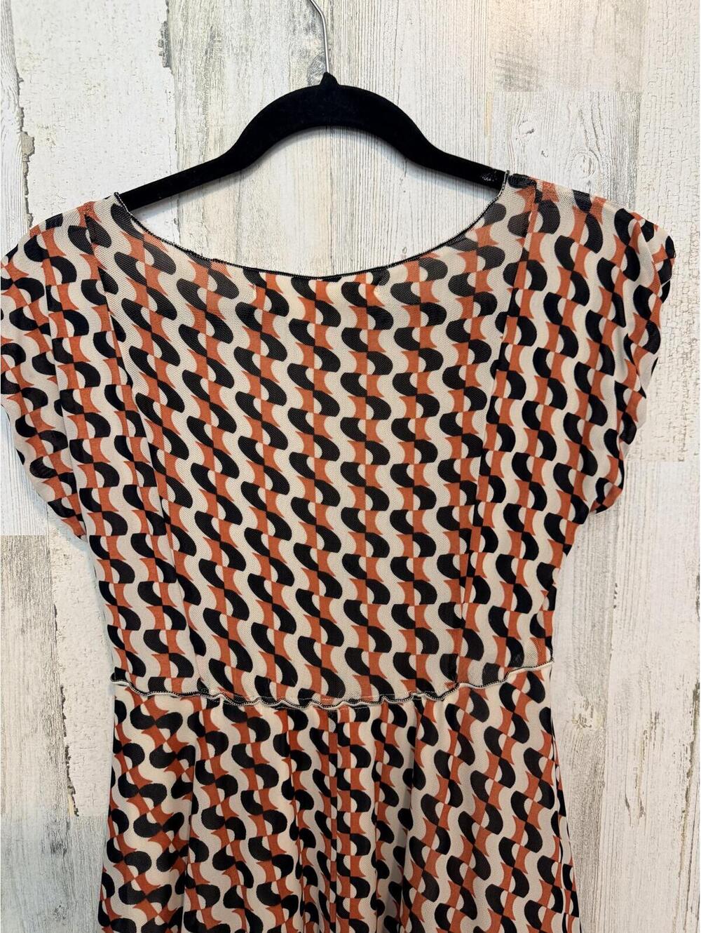 Max Studio Women's XS Dress Midi V-Neck Retro Print Empire Waist Orange Black - Picture 11 of 12